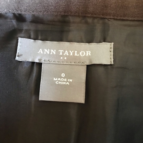 Ann Taylor Pleated Skirt - Picture 4 of 7